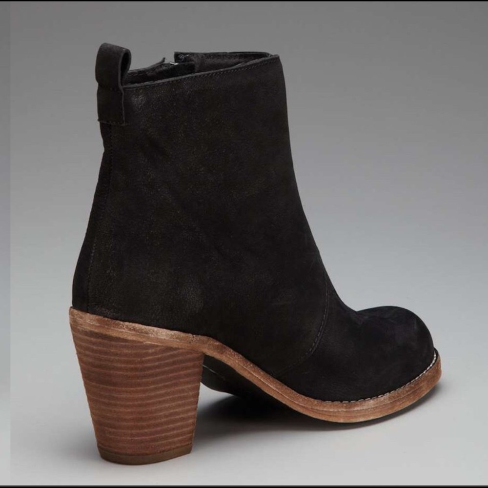DV by Dolce Vita Booties